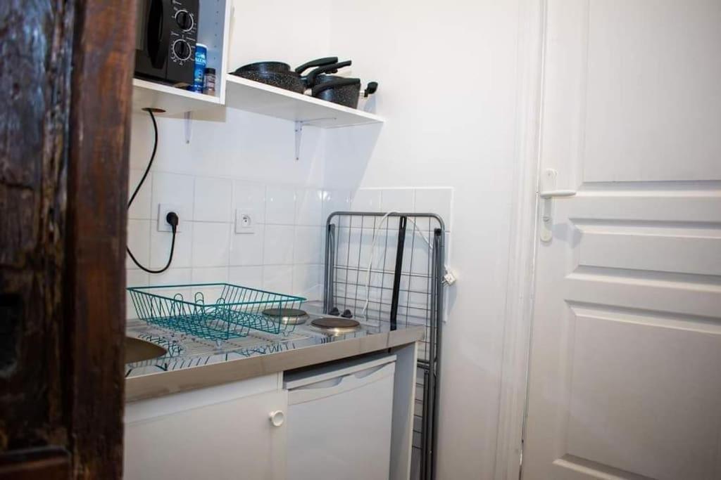 Studio Charmant Confortable Tv Centre Ville ลูวิเยร์ ภายนอก รูปภาพ
